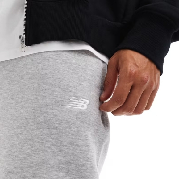 ⏰️NWOT: Mens Gray New Balance Logo Joggers - Size XL - Picture 3 of 12